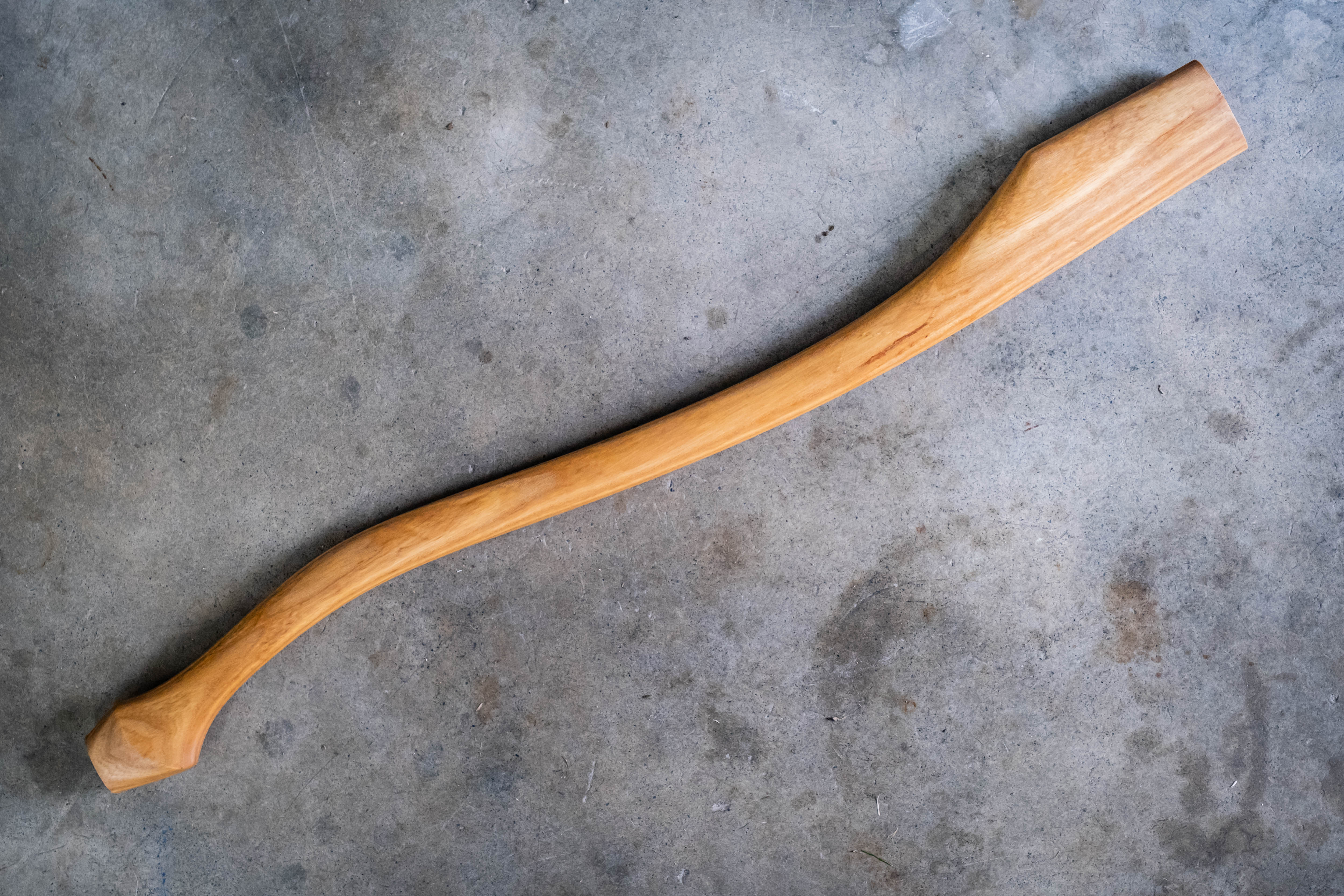 32" Grade 1 Curvy Ash Handle - #20
