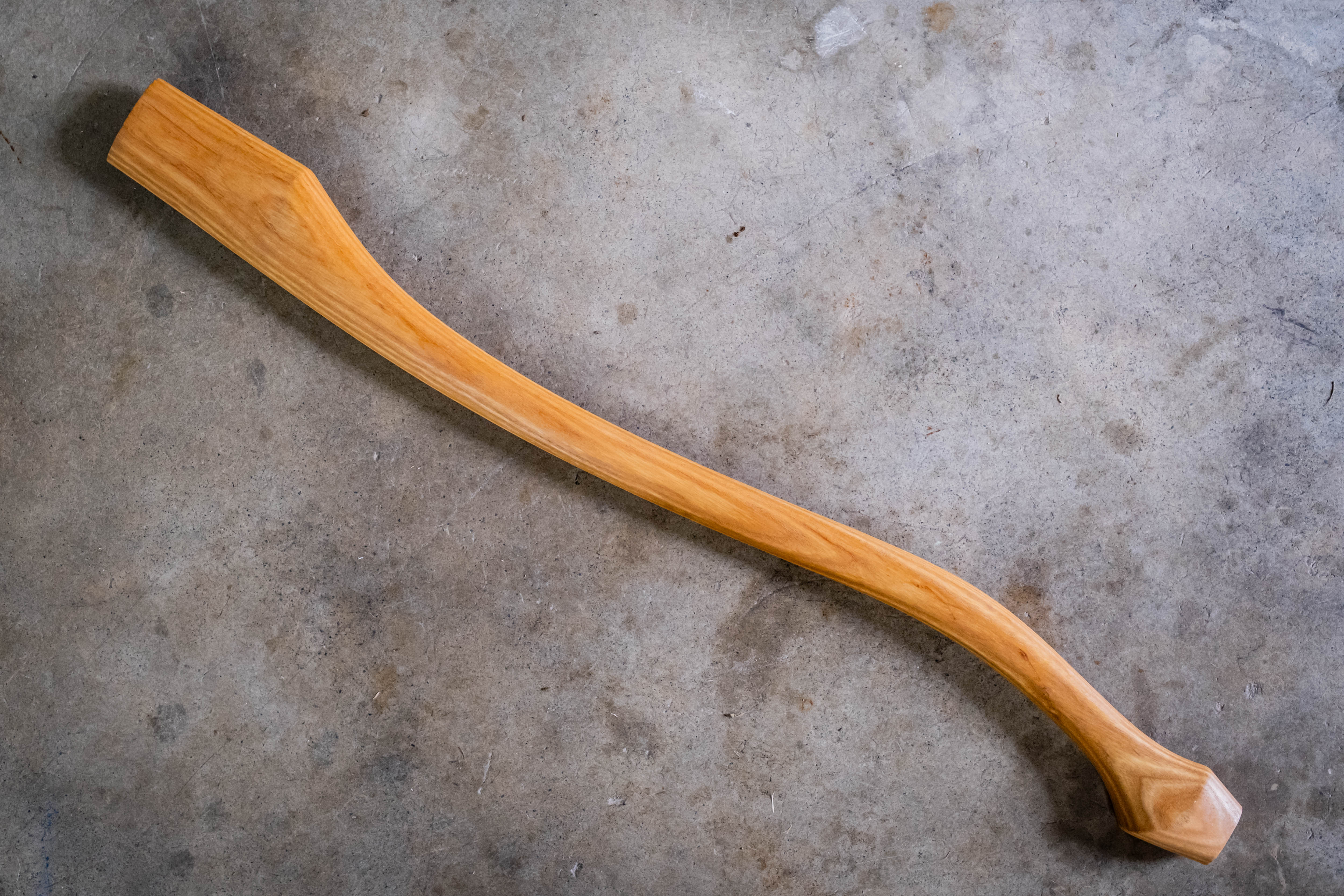 32" Grade 1 Curvy Ash Handle - #20