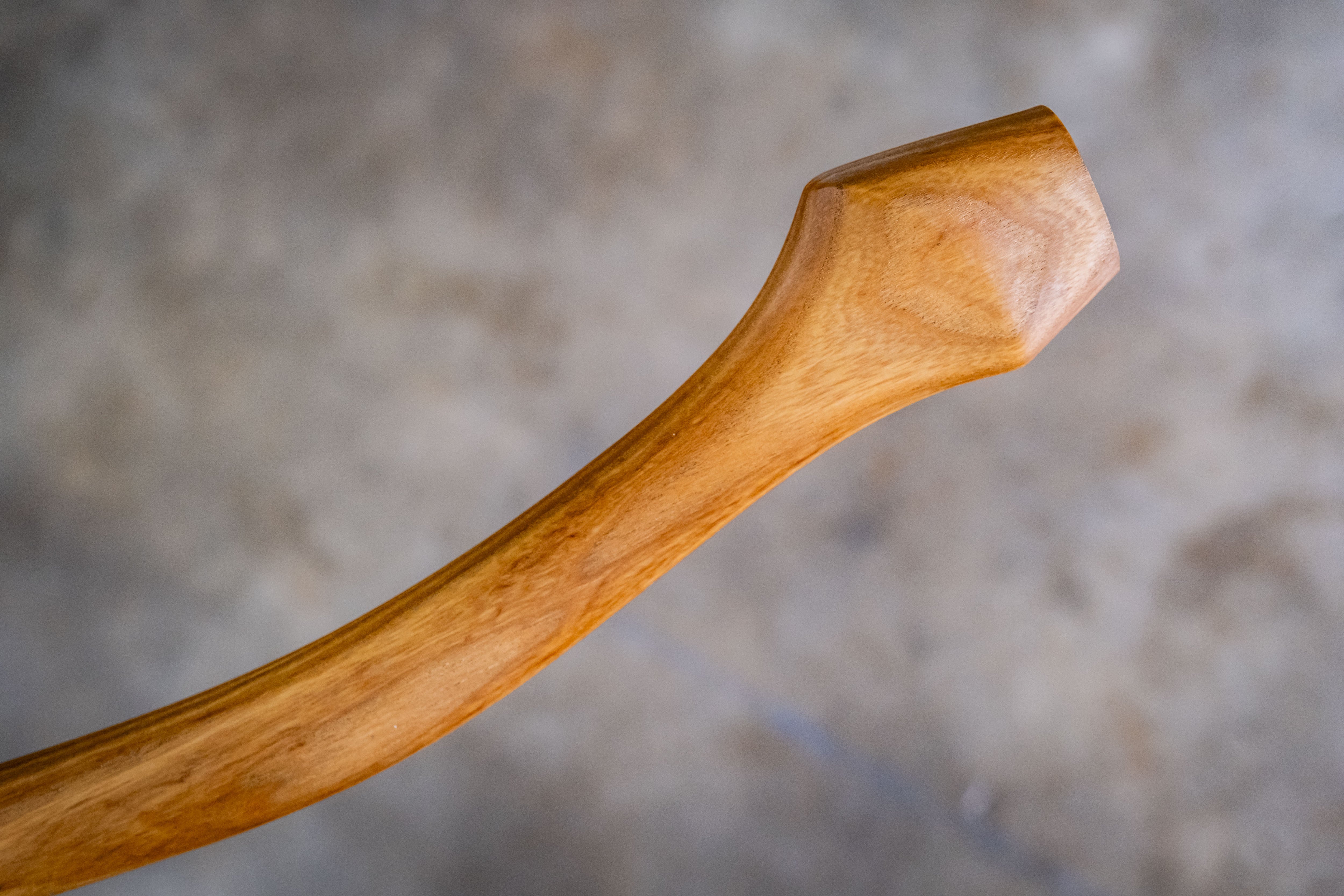 32" Grade 1 Curvy Ash Handle - #20